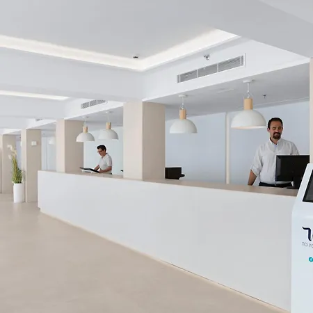 Отель Thb Cala Lliteras - Adults Only 4*