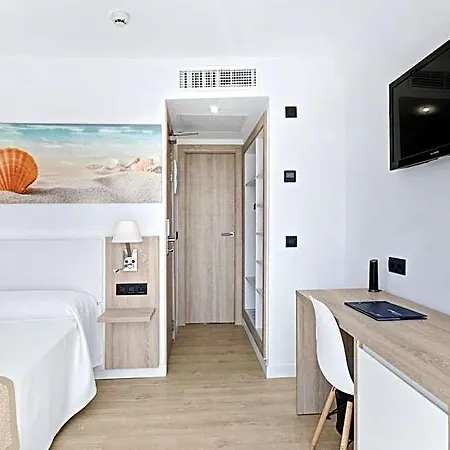 Thb Cala Lliteras - Adults Only كالا راتخاذا