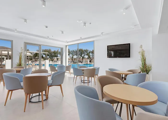 Отель Thb Cala Lliteras - Adults Only 4*