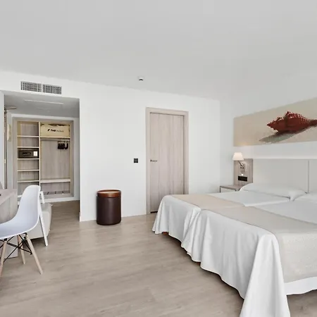 ホテル Thb Cala Lliteras - Adults Only 4*
