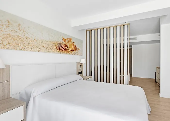 Thb Cala Lliteras - Adults Only كالا راتخاذا