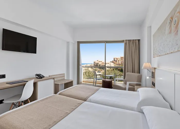 فندق Thb Cala Lliteras - Adults Only كالا راتخاذا